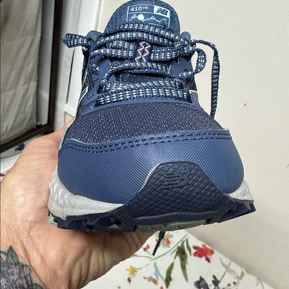 New Balance Women’s 410 V6 Trail Running Shoe Blue / Pink / Aqua Sz 7 - Picture 7 of 11